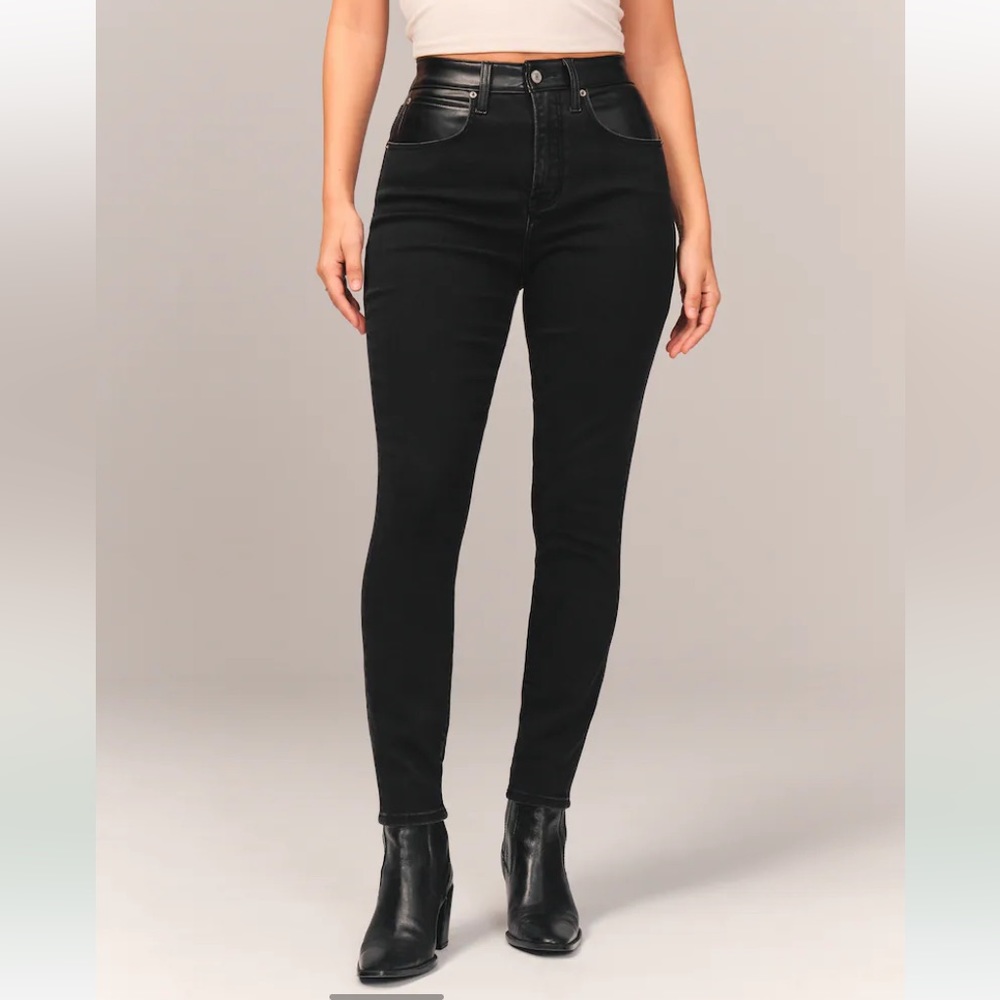 NWT Abercrombie Mixed‎ Fabric Super Skinny Jeans